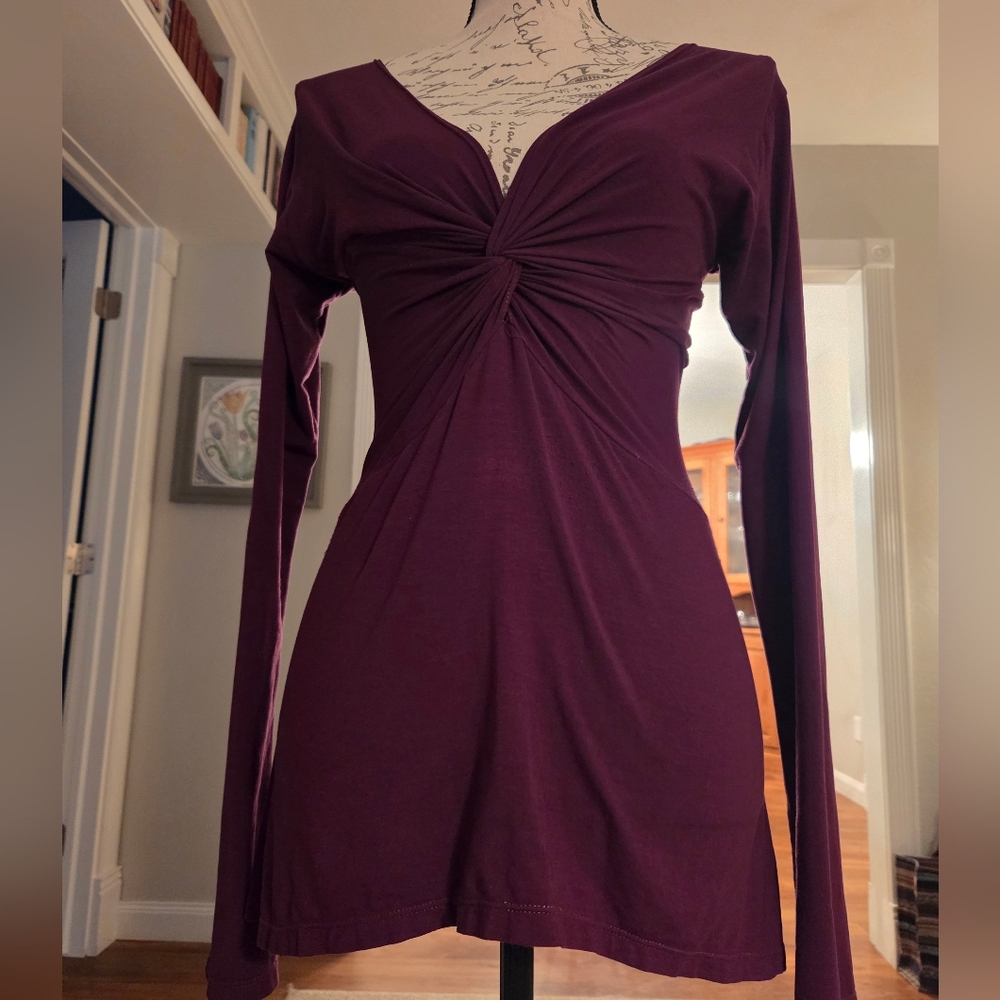 Long Sleeve Twist Top In Jam